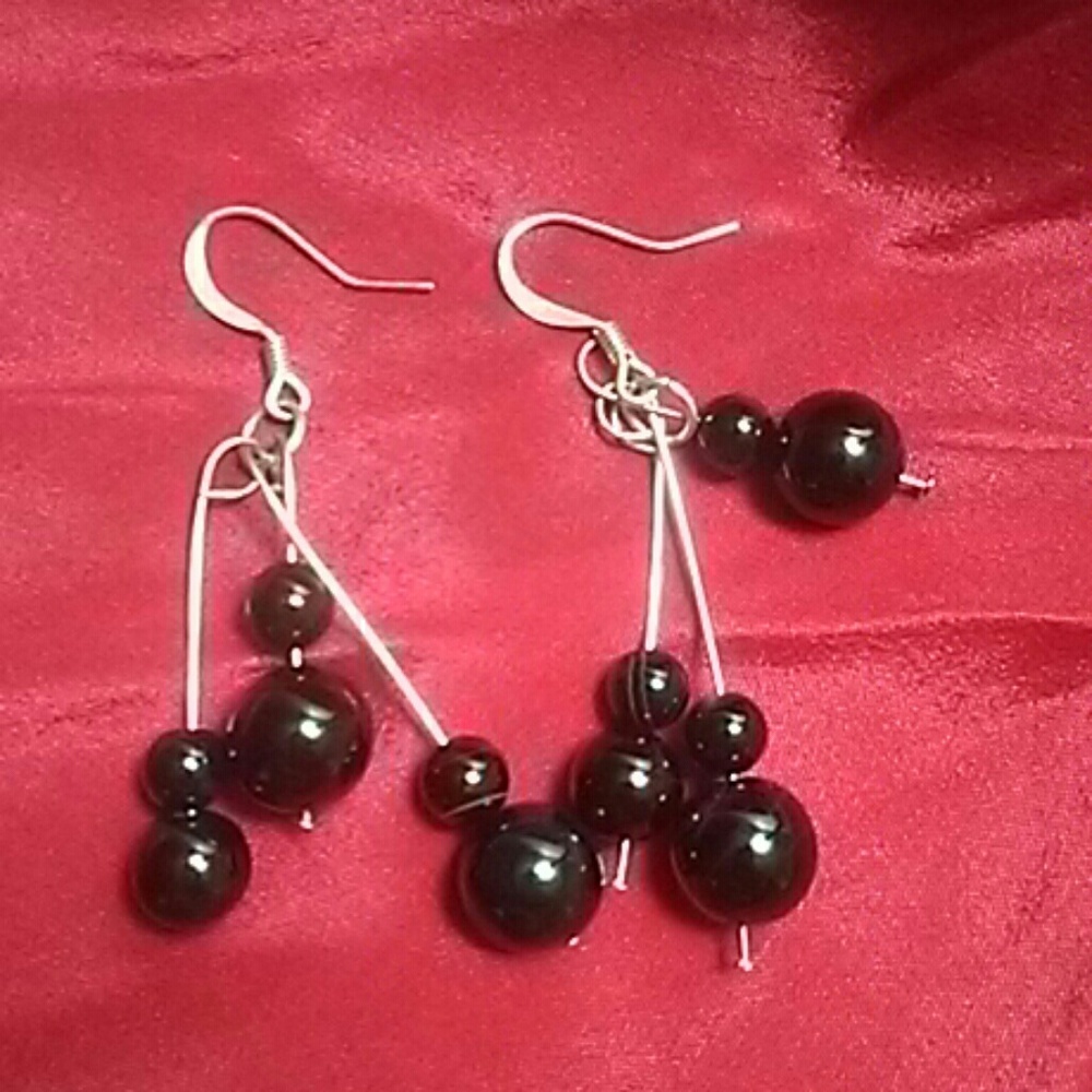 Handmade Glass Bead Dangling Earrings. PRICE FIRM UNLESS BUNDLED